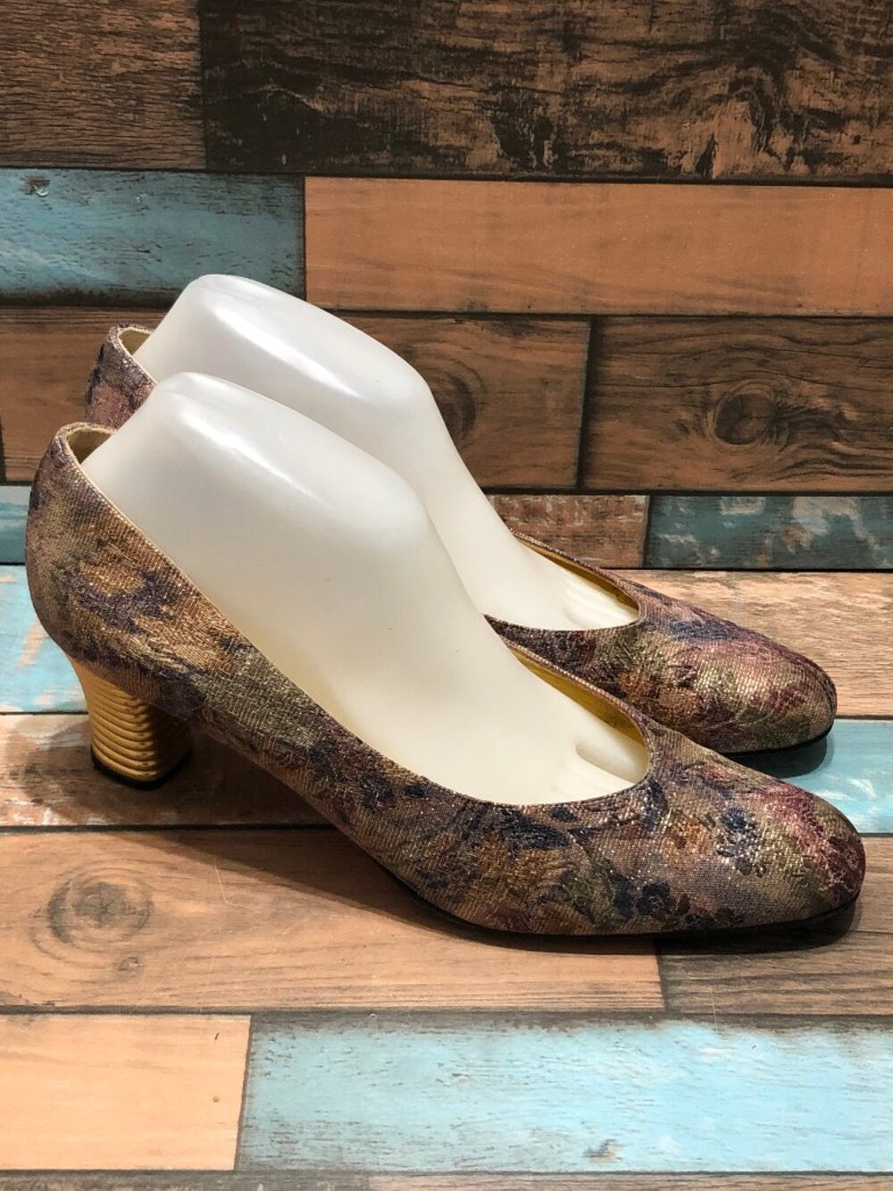 Timothy Hitsman Women's Slip On Pumps Golden Heels Size 11 M
